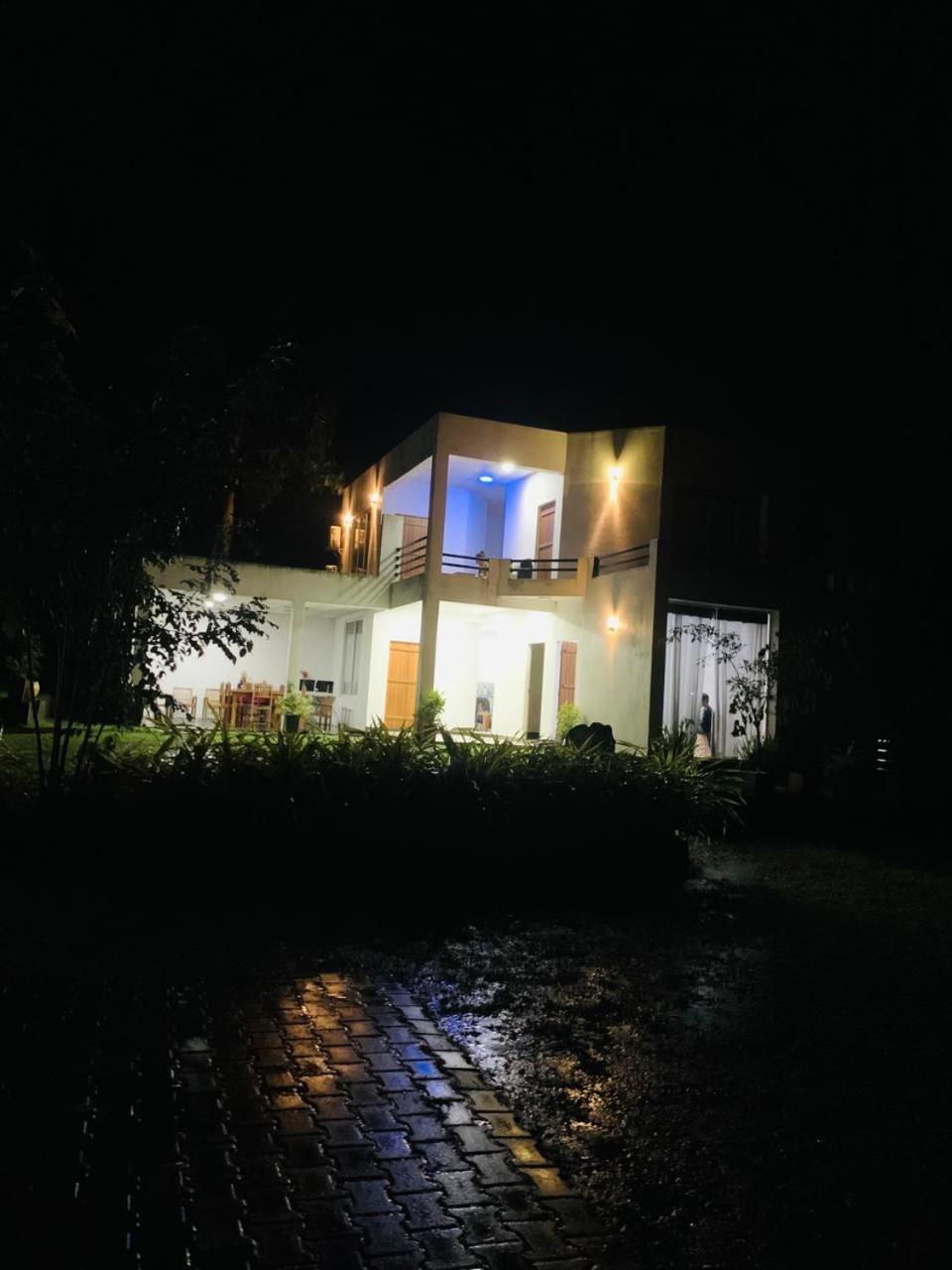 Cassia Udawalawe Hotel Buitenkant foto