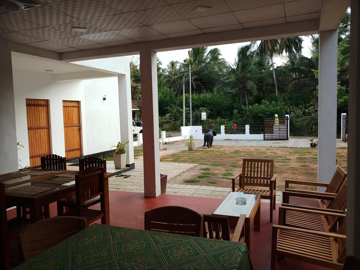 Cassia Udawalawe Hotel Buitenkant foto