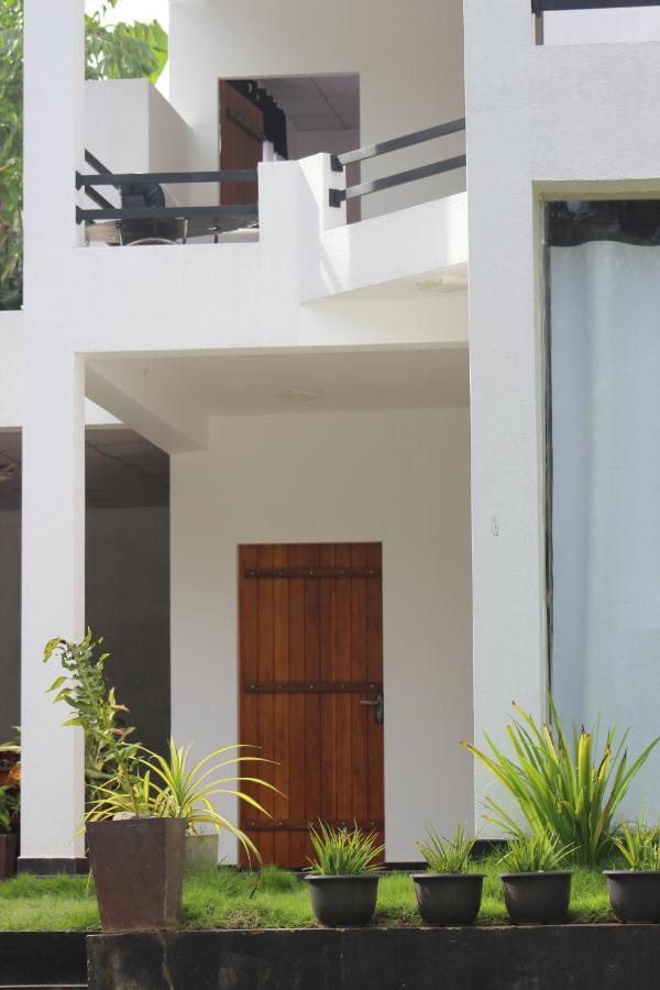 Cassia Udawalawe Hotel Buitenkant foto